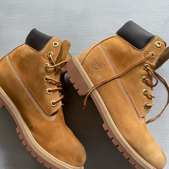 Timberland waterproof boots youth sz 6 - Picture 4 of 6